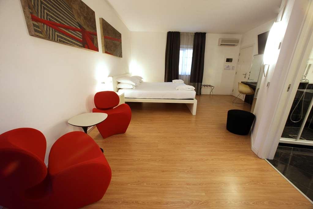 Urban Hotel Design Trieste Camera foto