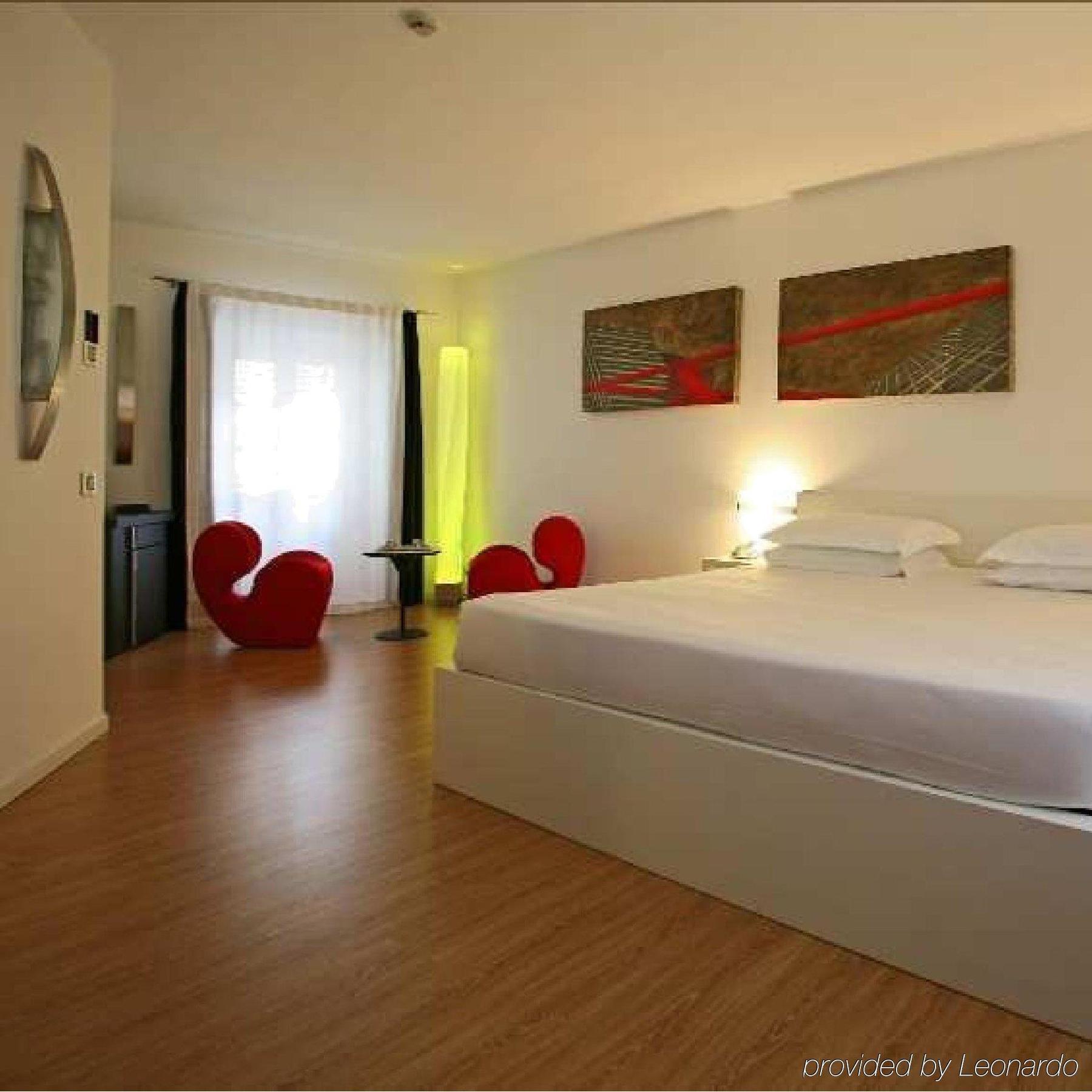 Urban Hotel Design Trieste Esterno foto