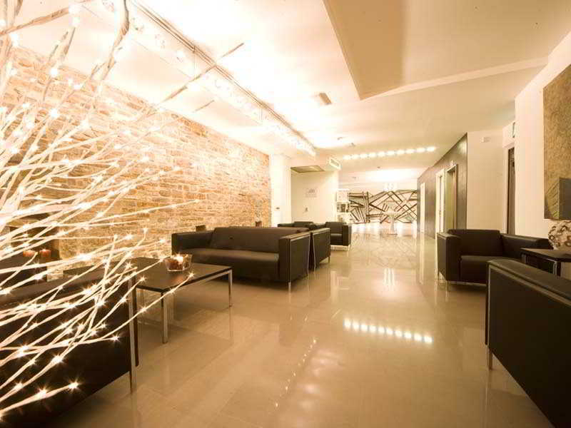 Urban Hotel Design Trieste Esterno foto