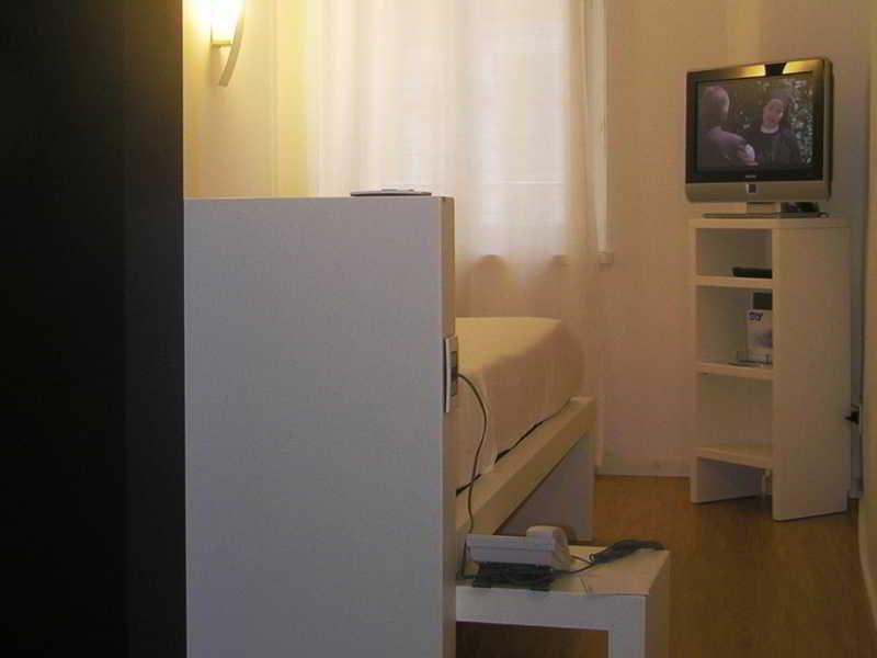 Urban Hotel Design Trieste Esterno foto