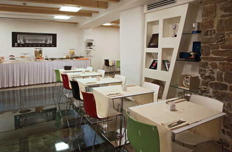 Urban Hotel Design Trieste Esterno foto