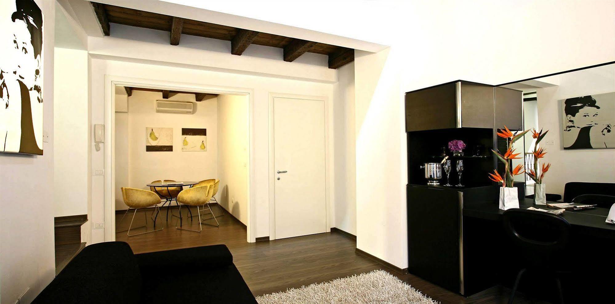 Urban Hotel Design Trieste Esterno foto