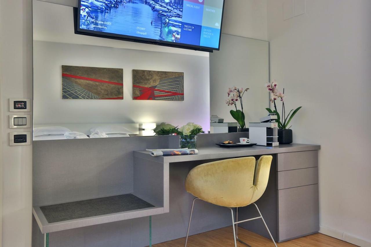 Urban Hotel Design Trieste Esterno foto