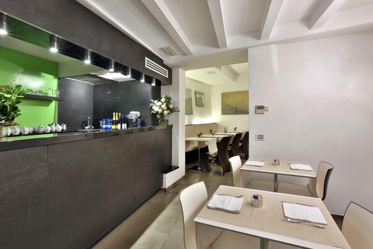 Urban Hotel Design Trieste Esterno foto